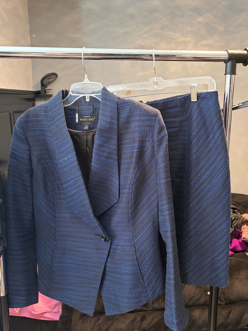 Twinhill for Mary Kay Navy Blue Textured Two-Piece Blazer and Skirt